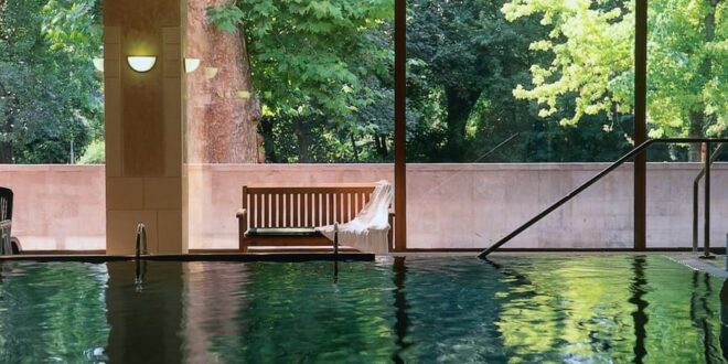 Indoor Swimming Pool at Margaret Island Day Spa Budapest